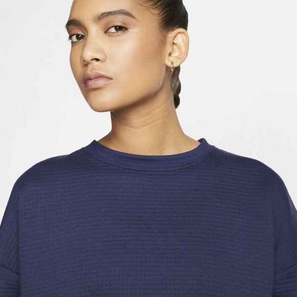 NWT NIKE Sportswear City Ready Women's Fleece Crew Cropped Top Sweatshirt - Picture 4 of 16